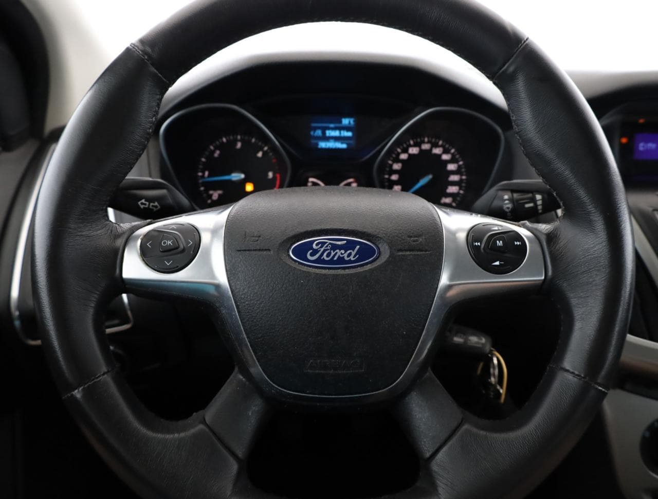 2011 Ford FOCUS - 14