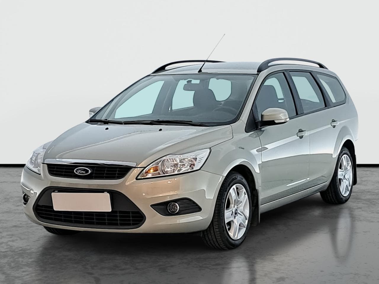 2010 Ford FOCUS - 3