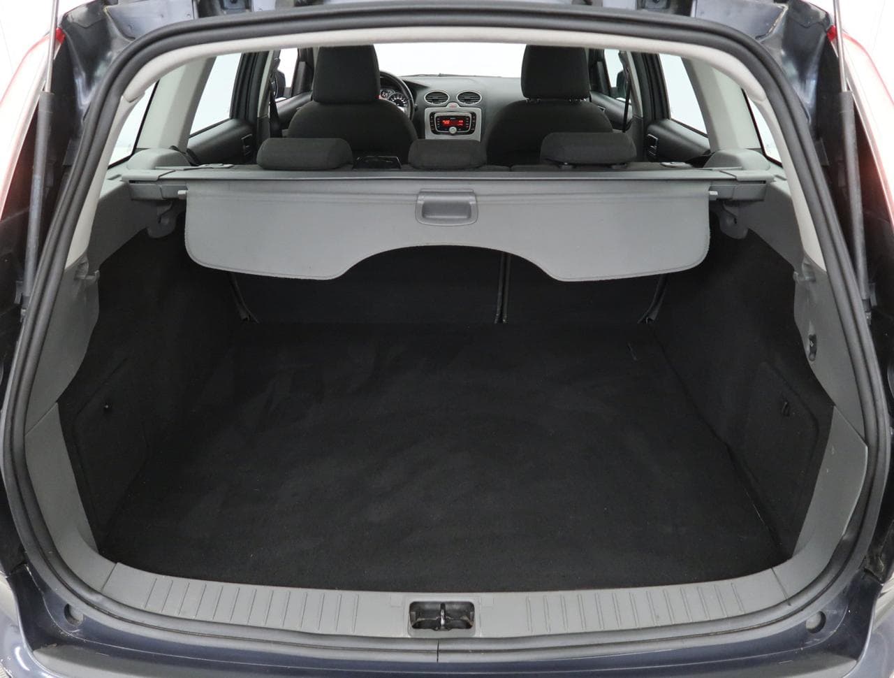 2009 Ford FOCUS - 19