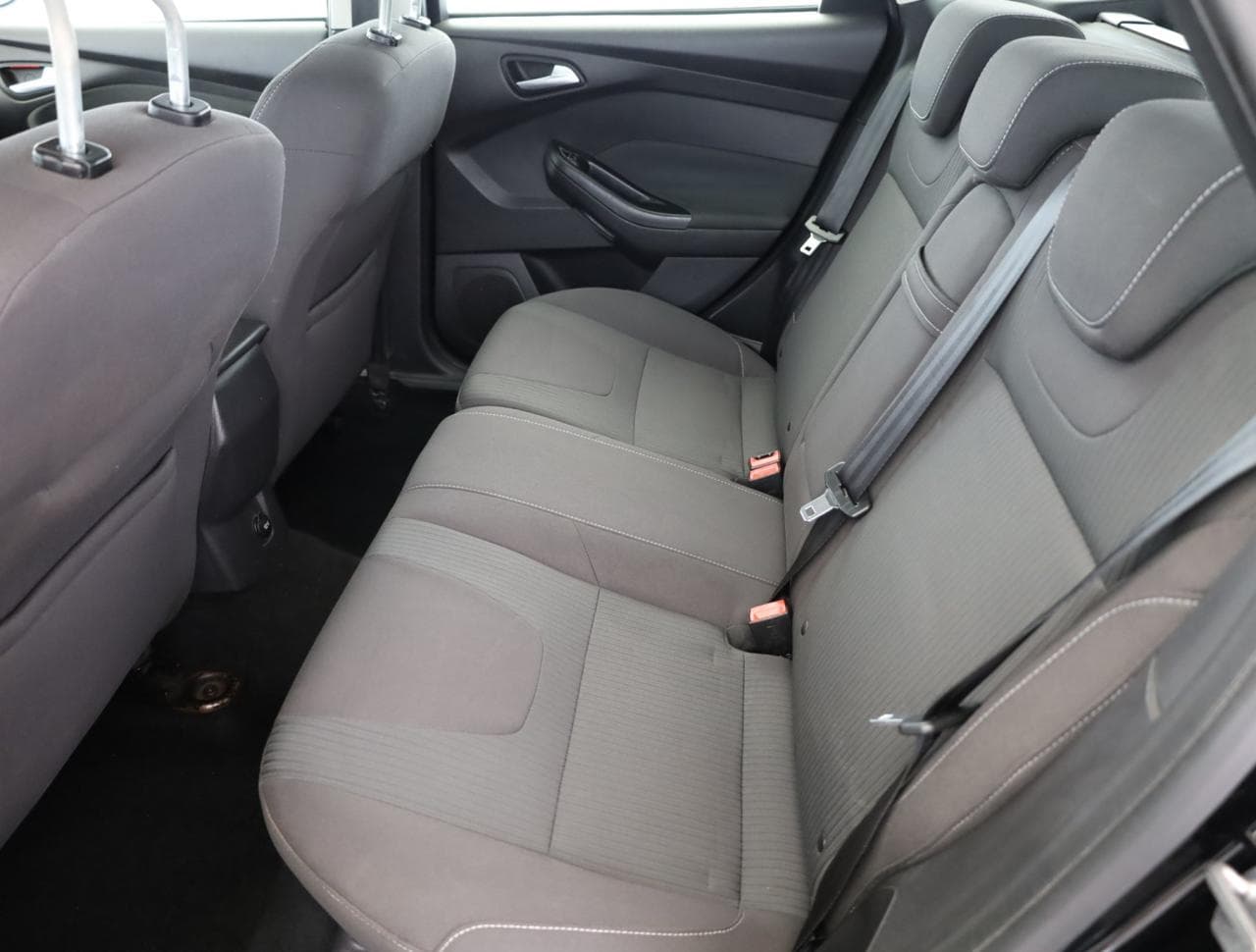 2011 Ford FOCUS - 12