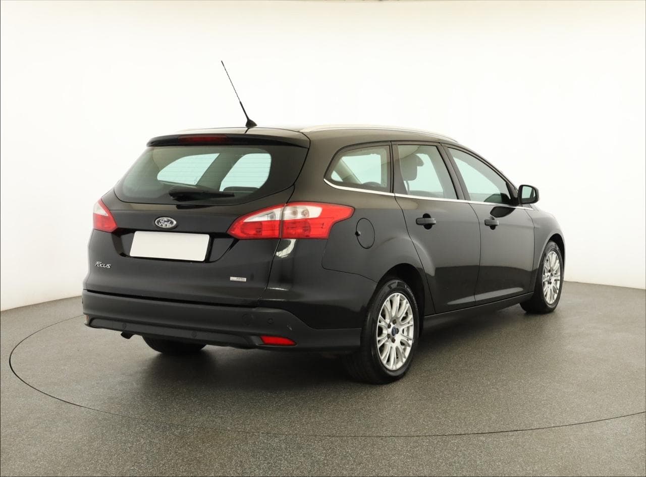 2011 Ford FOCUS - 7