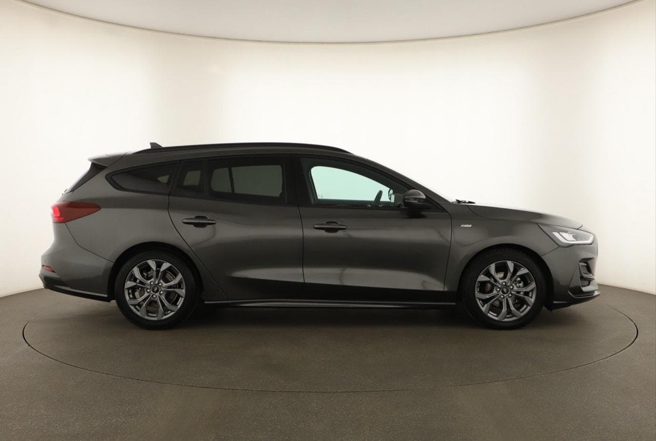 2024 Ford FOCUS - 8
