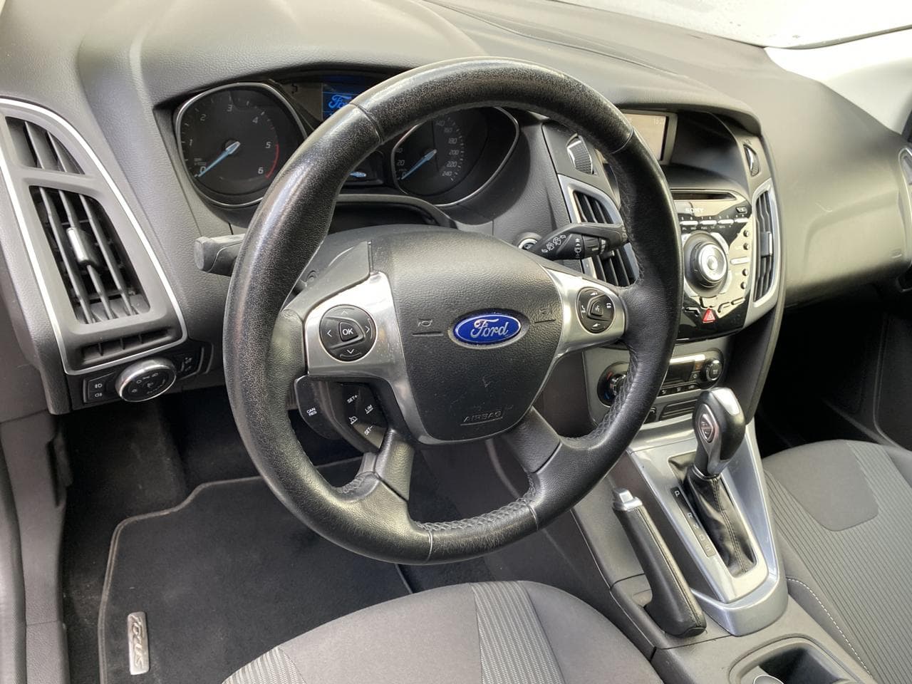 2013 Ford FOCUS - 12