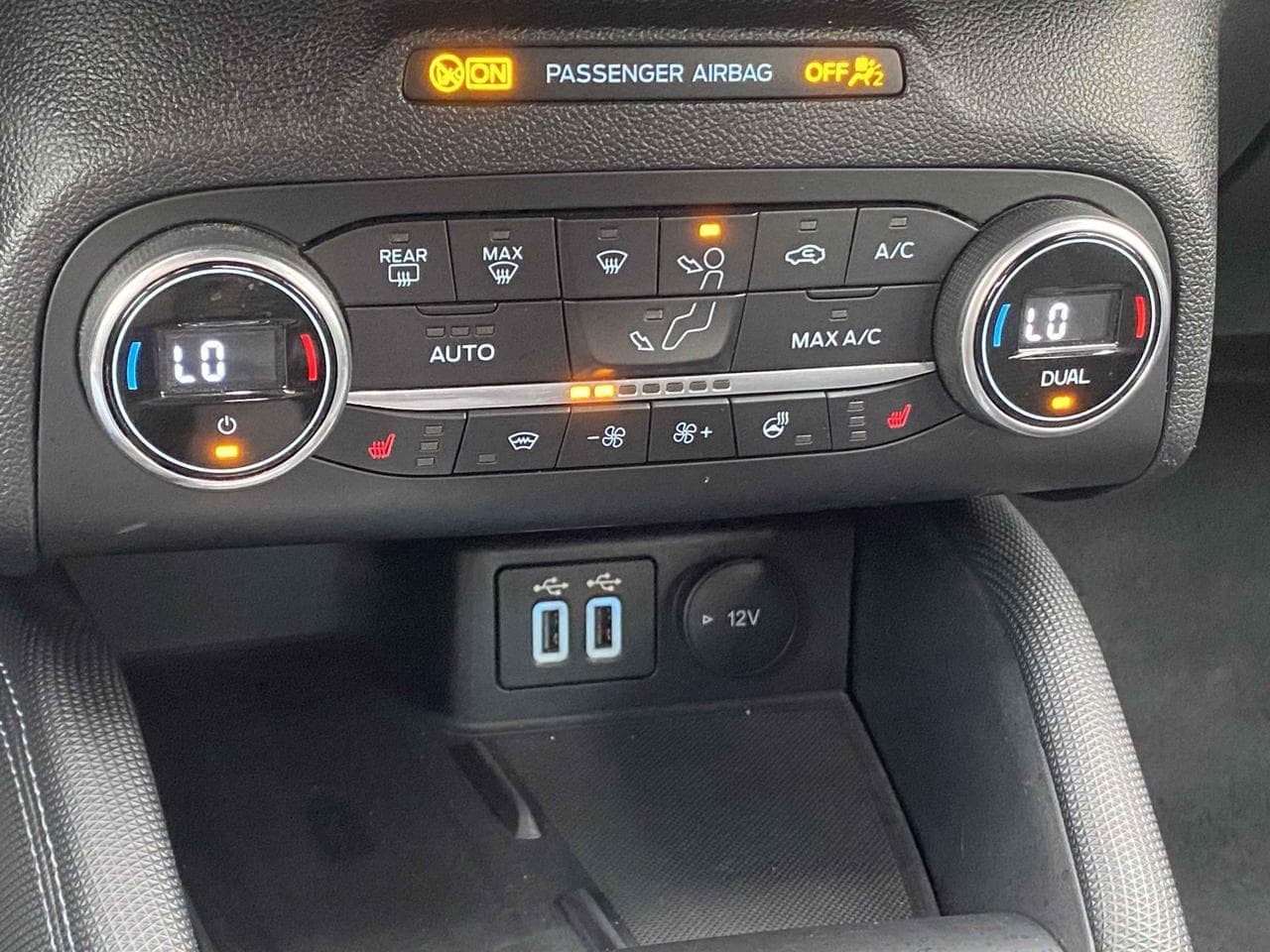 2021 Ford FOCUS - 15
