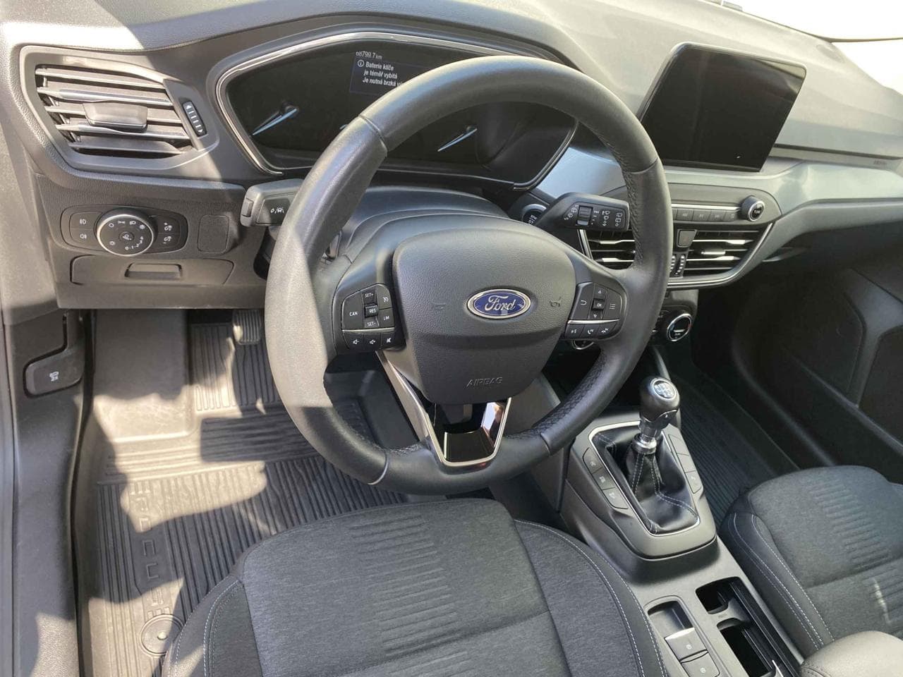 2020 Ford FOCUS - 11