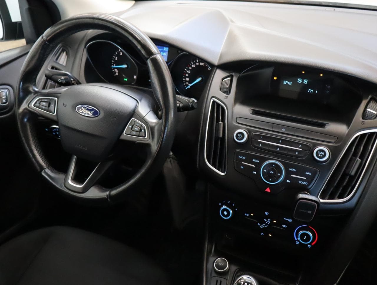 2017 Ford FOCUS - 9