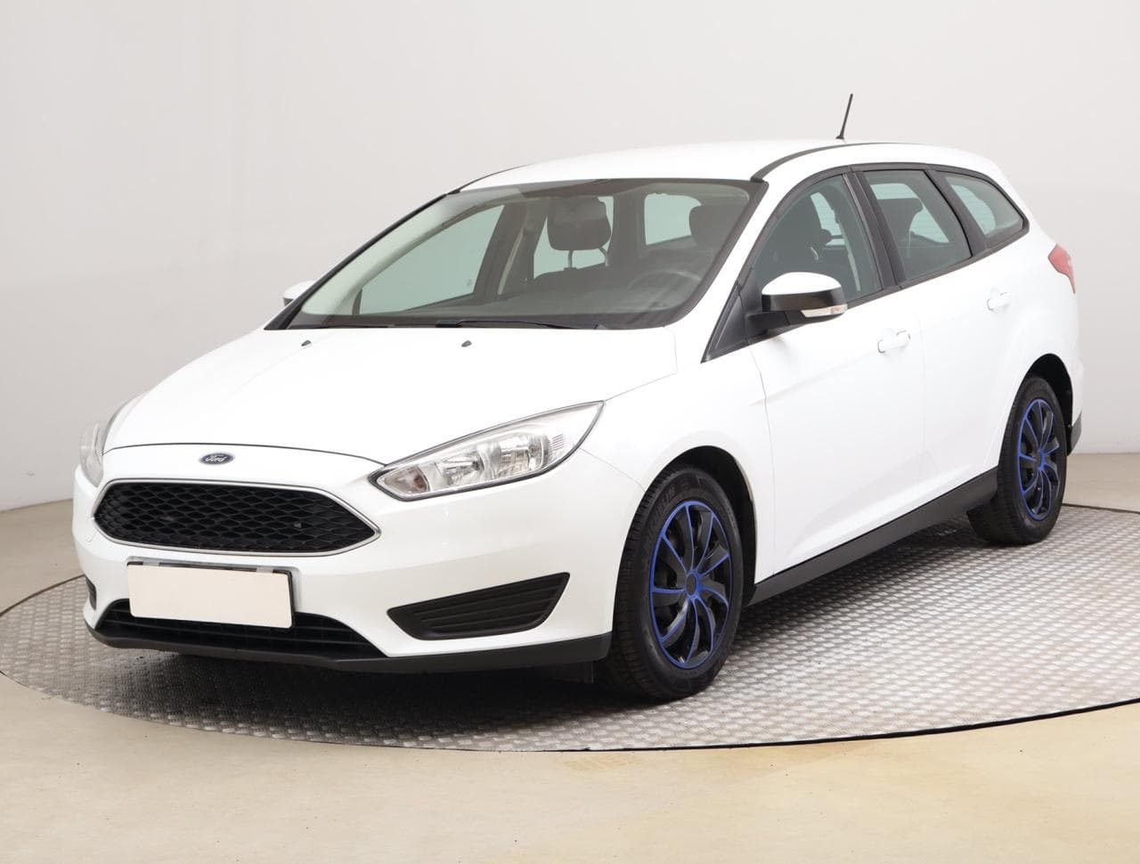 2017 Ford FOCUS - 3