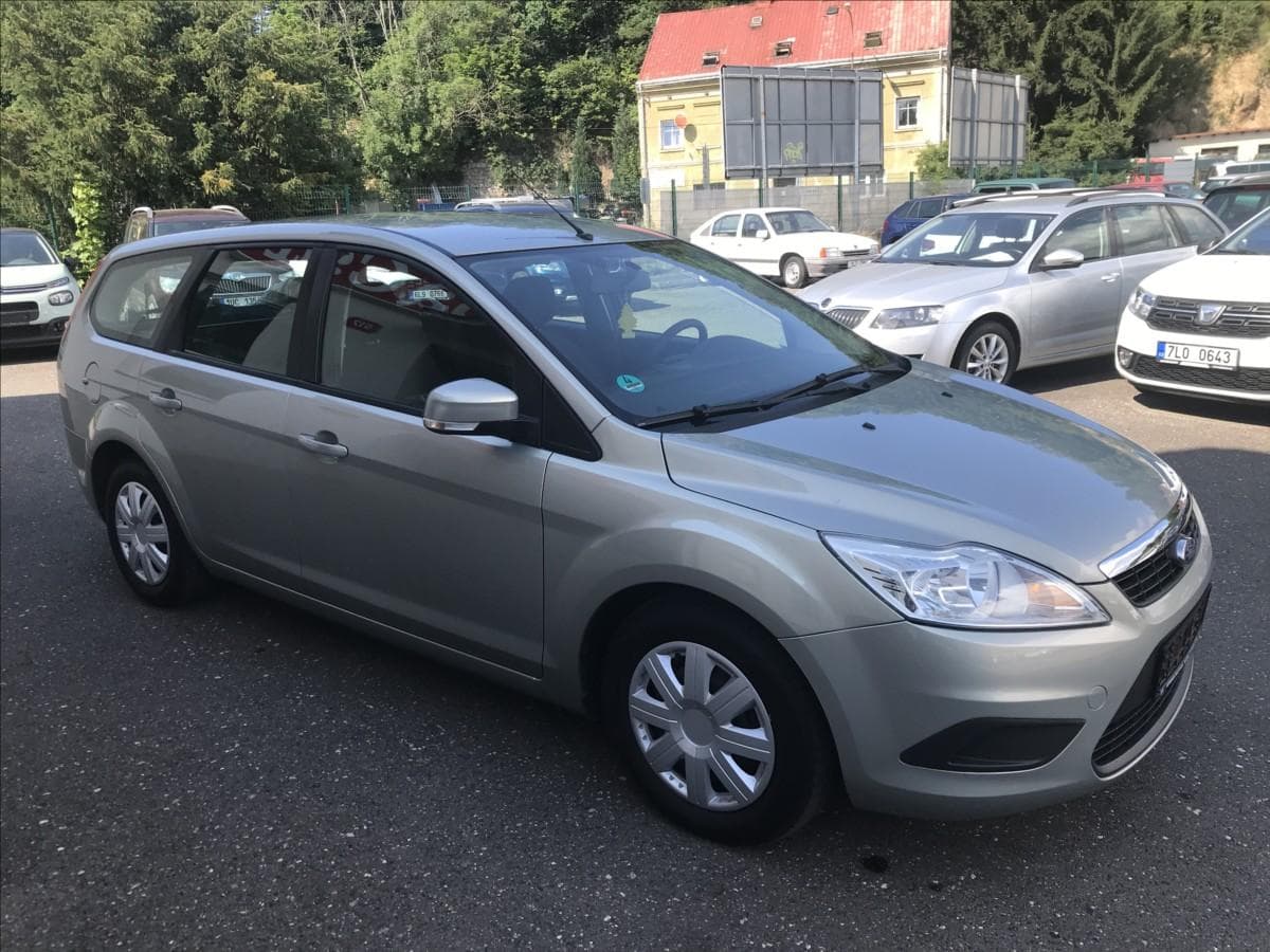 2009 Ford FOCUS - 4