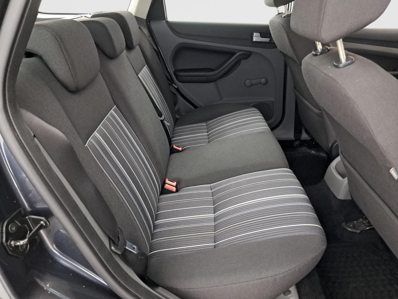 2008 Ford FOCUS - 13