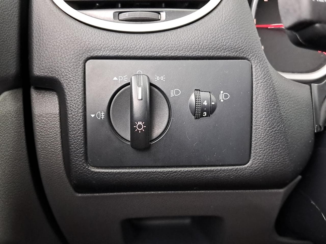 2008 Ford FOCUS - 19