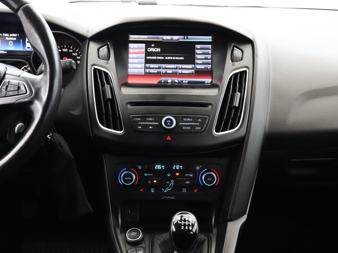 2015 Ford FOCUS - 15