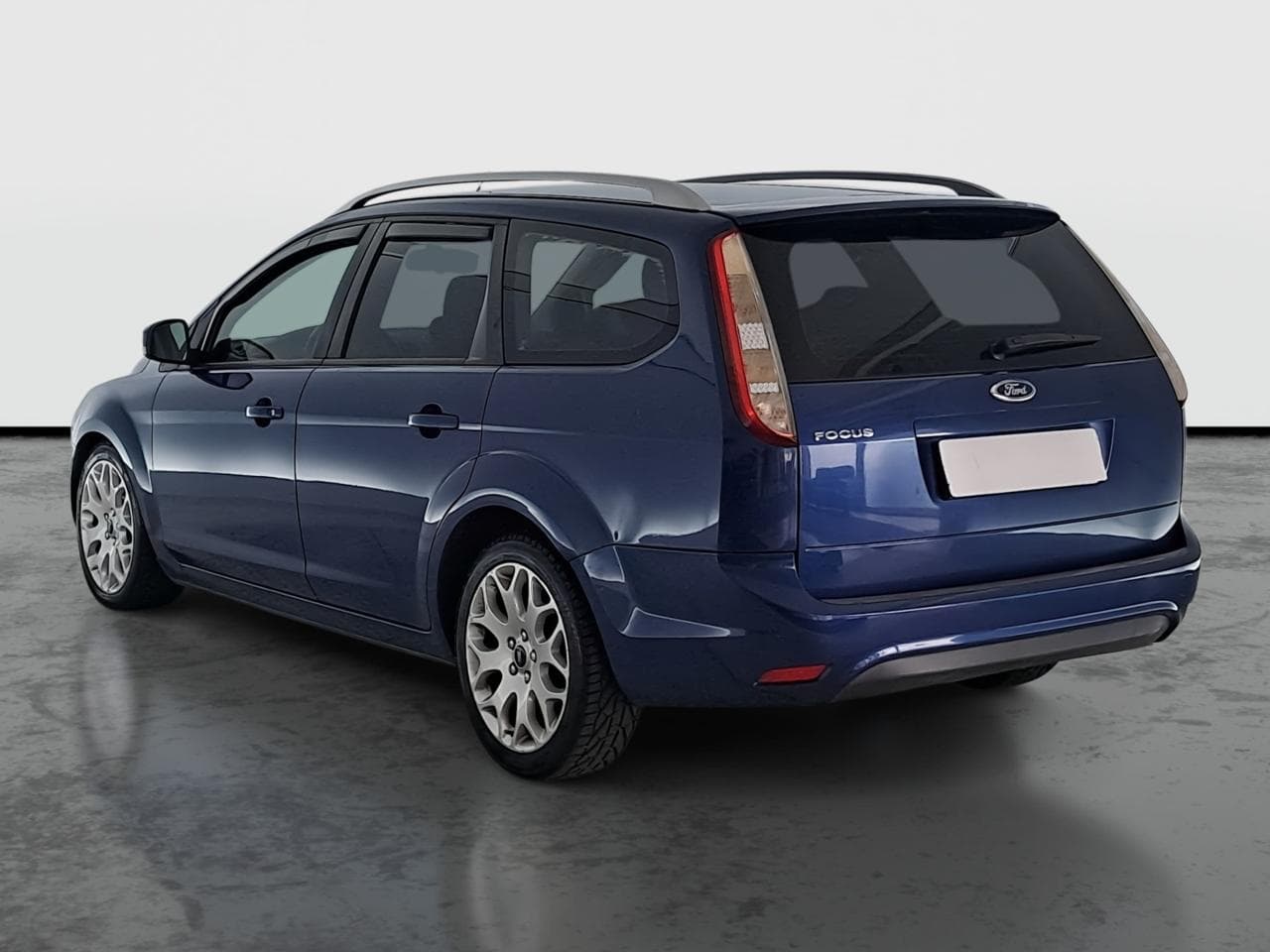 2010 Ford FOCUS - 5
