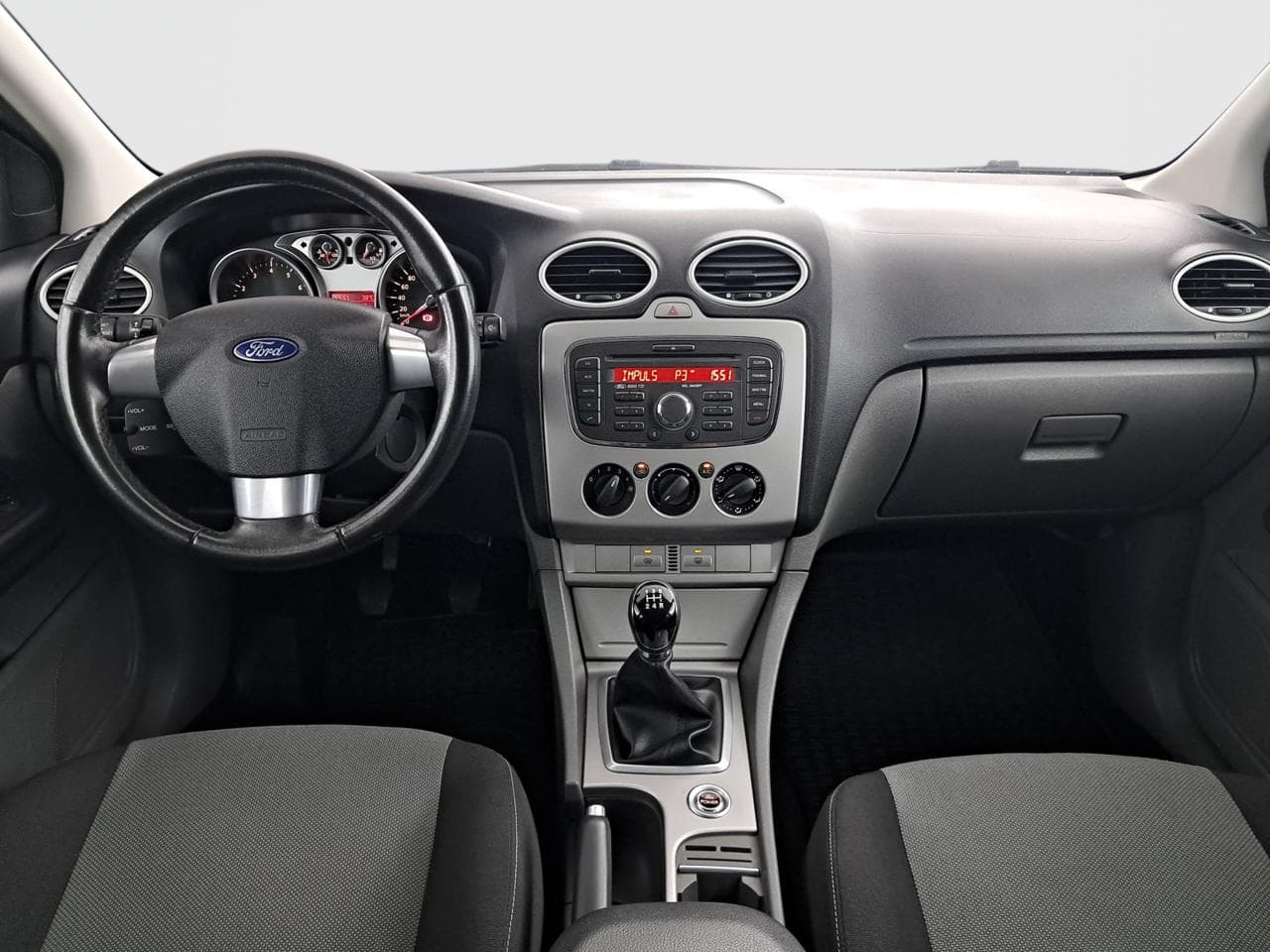 2010 Ford FOCUS - 10
