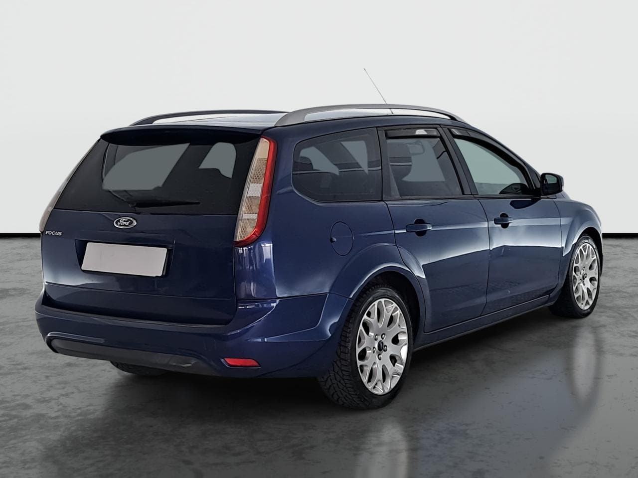2010 Ford FOCUS - 7