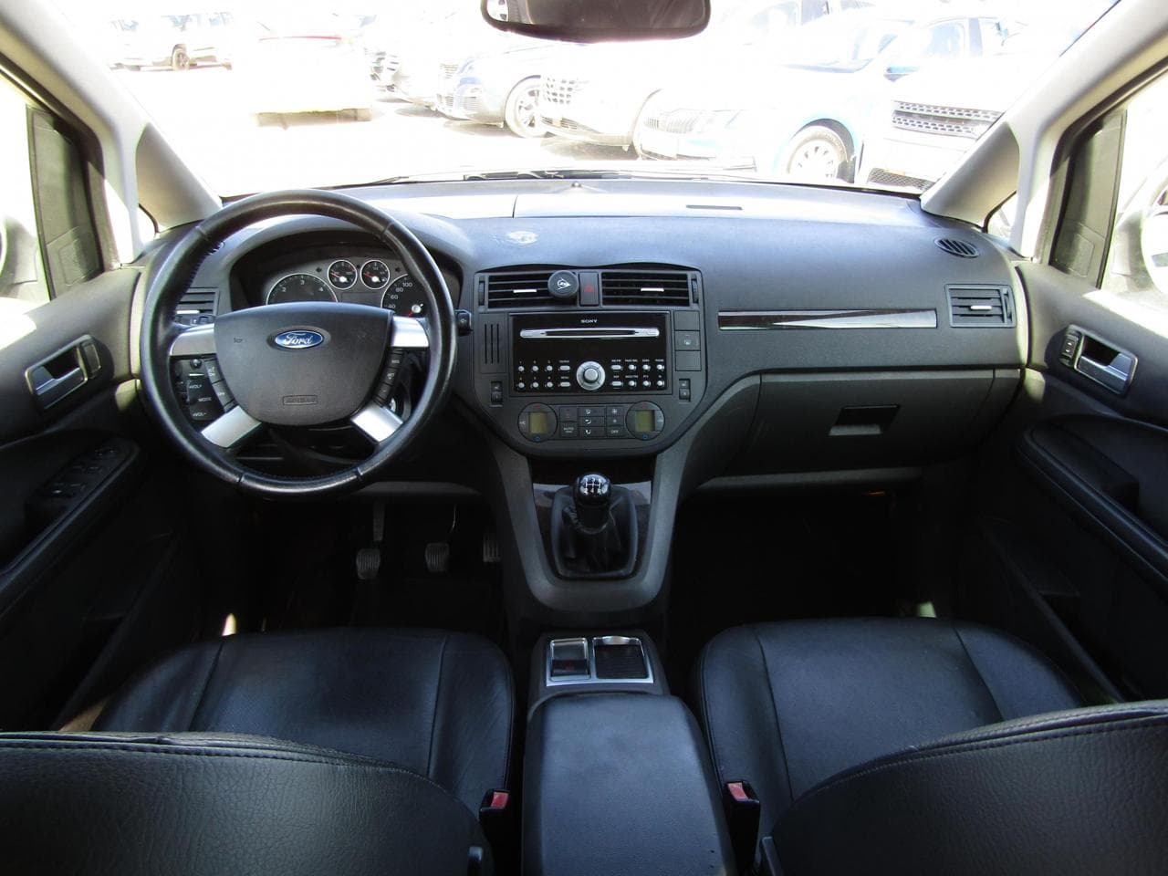 2007 Ford Focus - 8