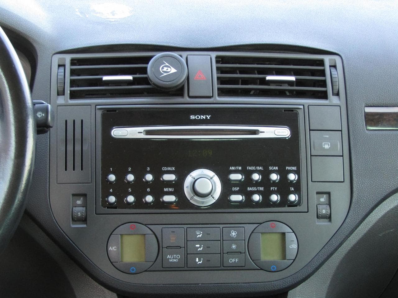 2007 Ford Focus - 11