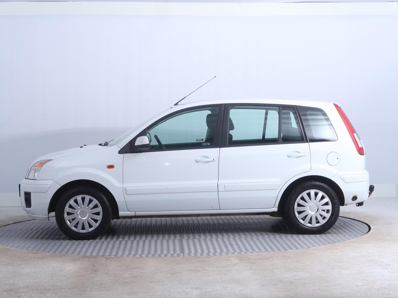 2012 Ford Fusion - 4