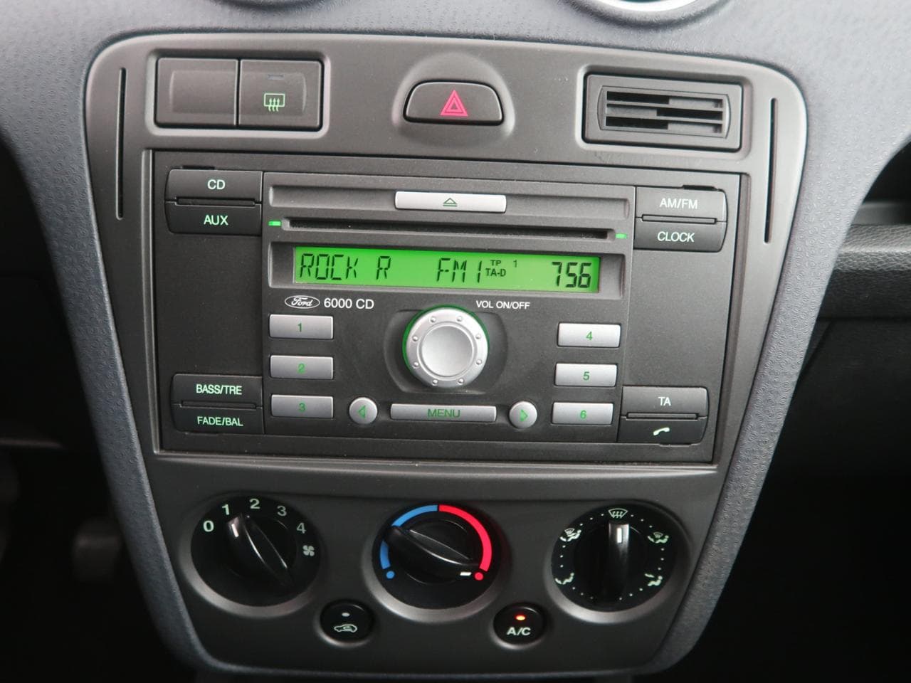 2012 Ford Fusion - 18