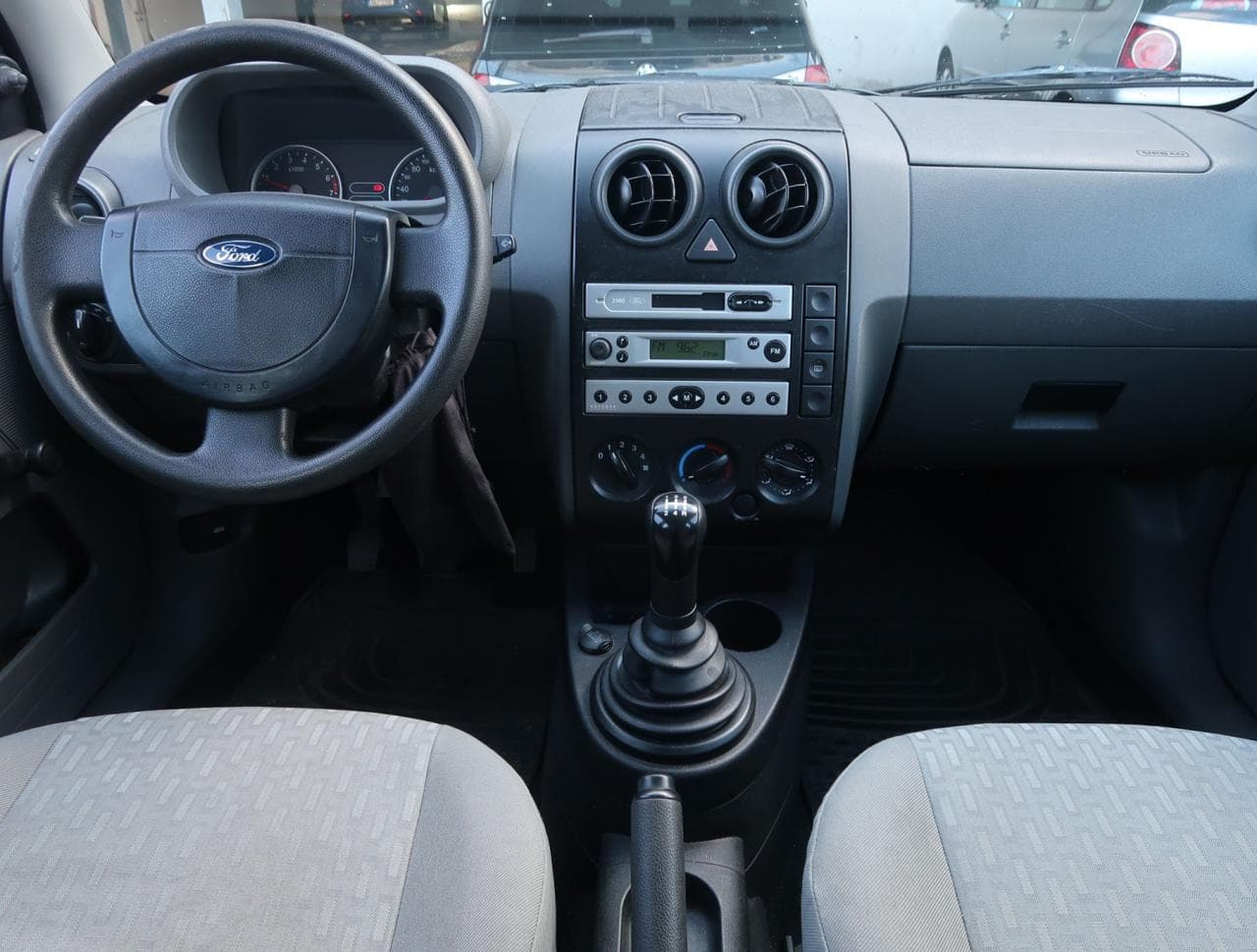 2004 Ford FUSION - 10