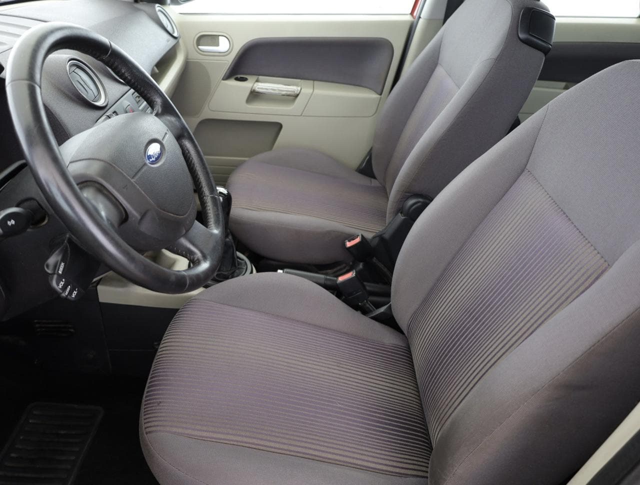 2007 Ford Fusion - 13