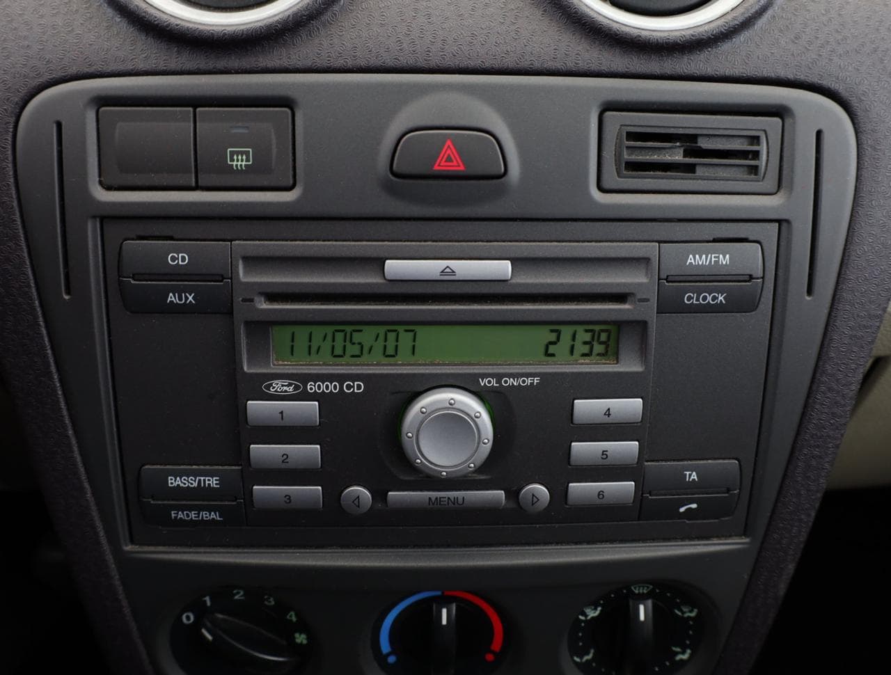 2007 Ford Fusion - 16