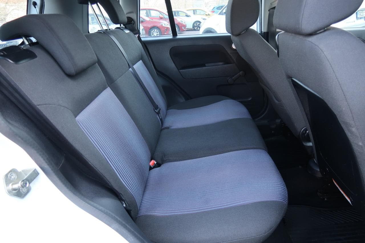 2008 Ford Fusion - 13