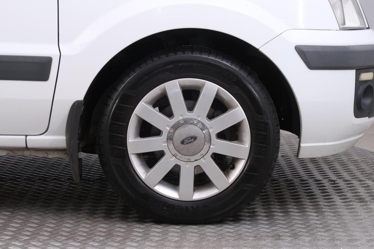 2008 Ford Fusion - 20