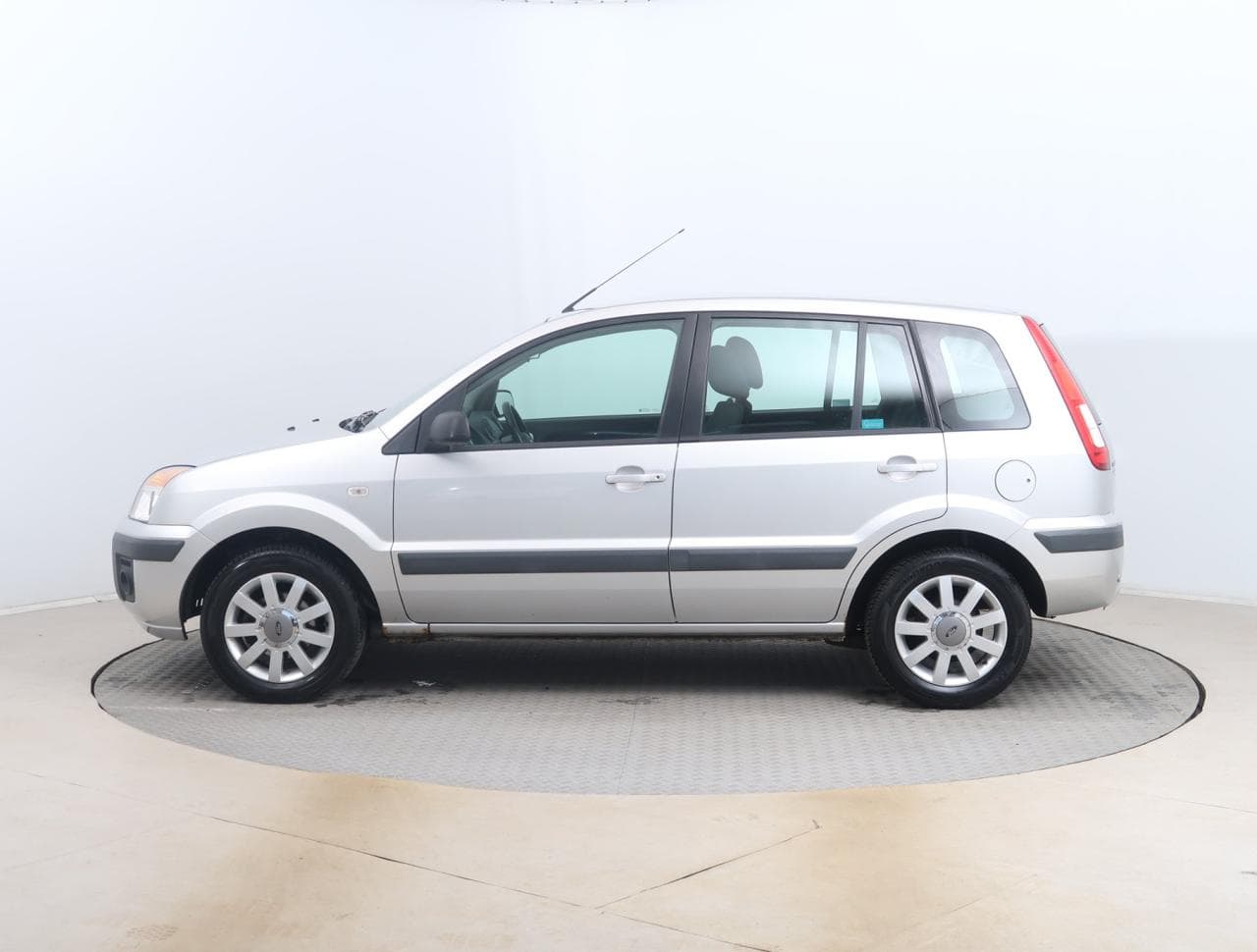 2009 Ford FUSION - 4