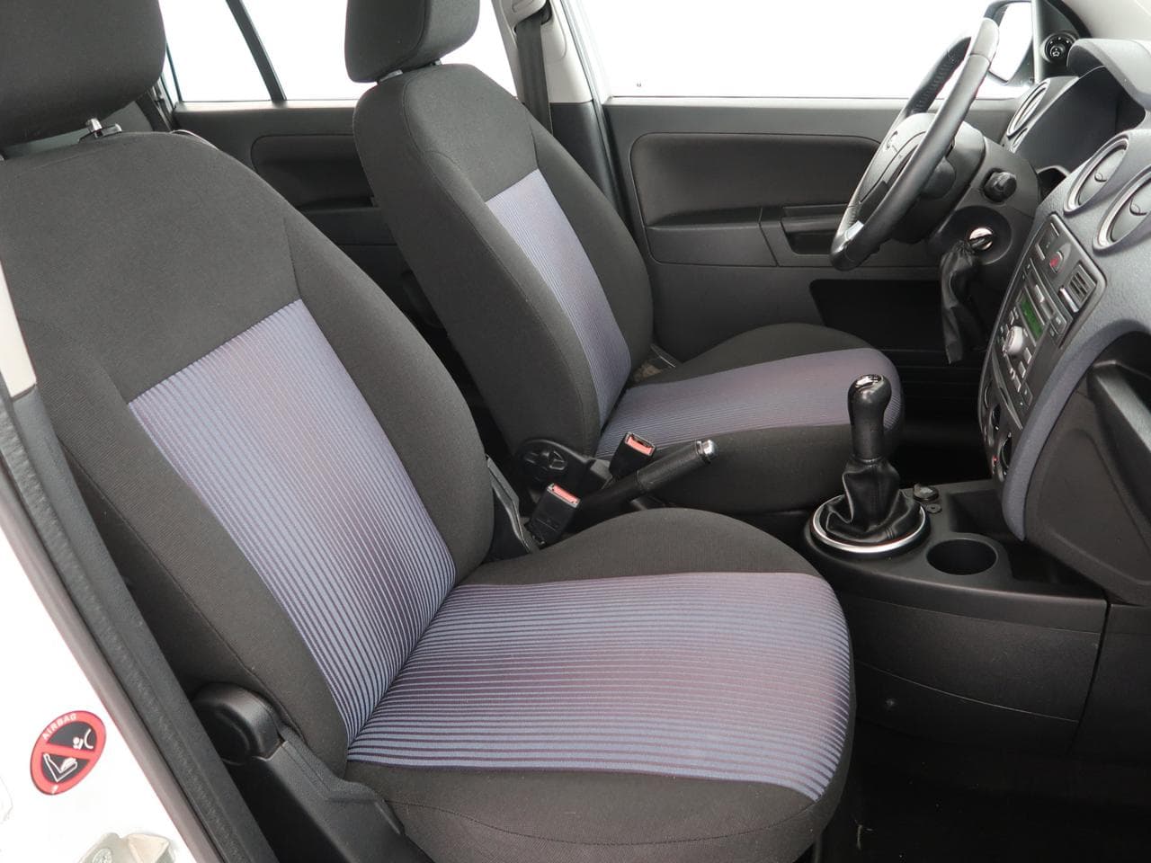 2010 Ford FUSION - 12