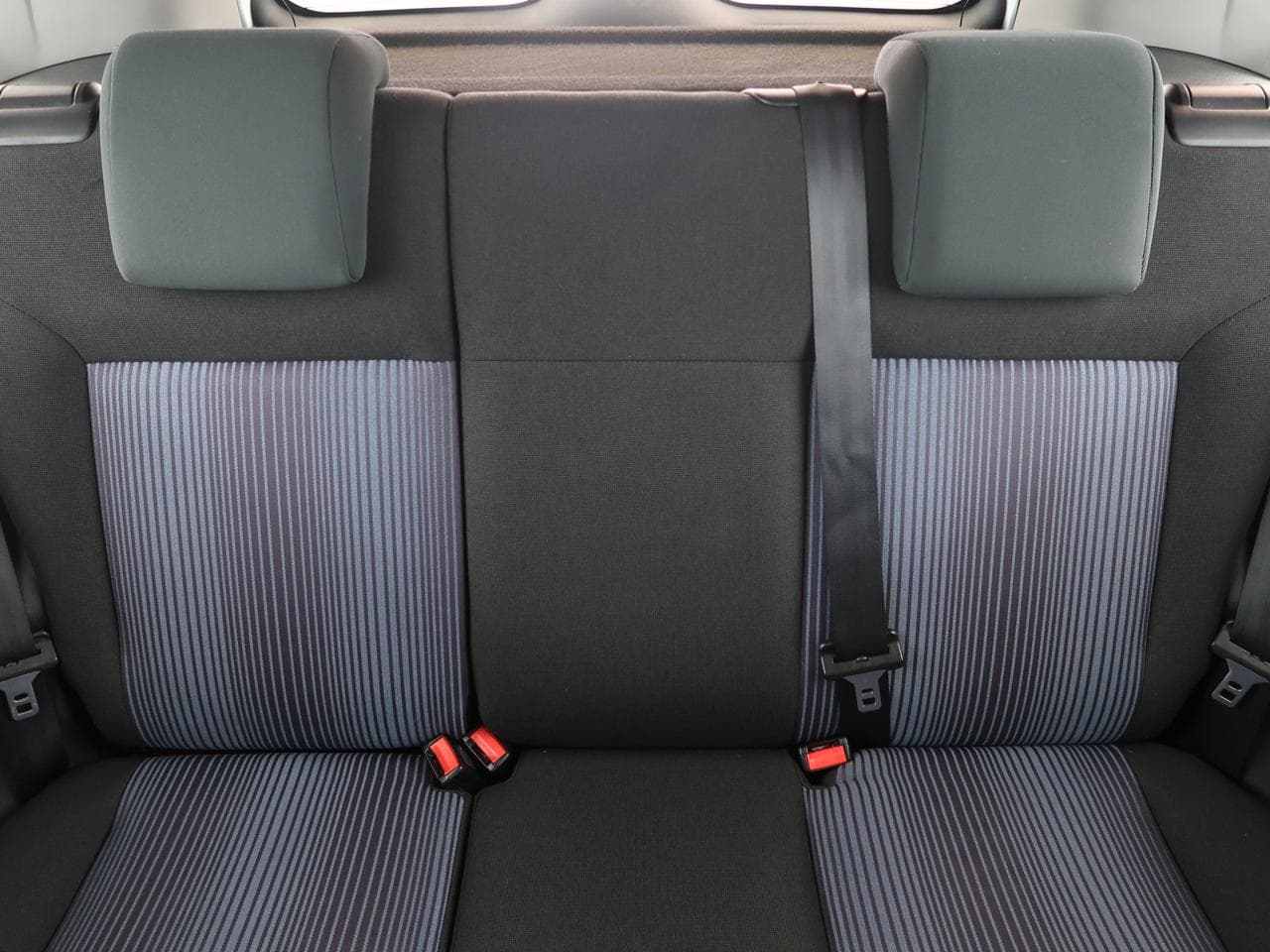 2010 Ford FUSION - 14