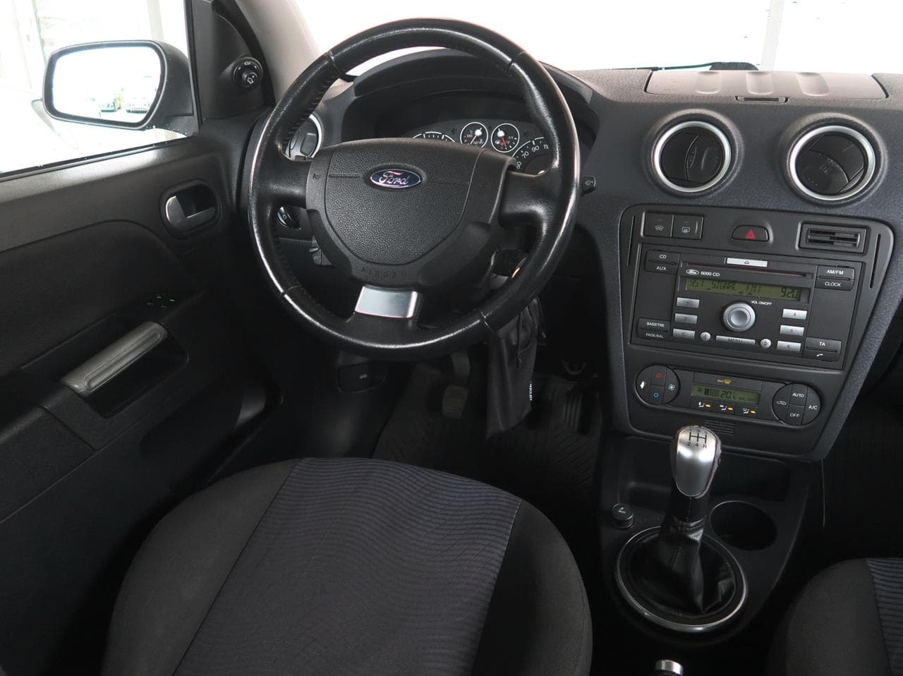 2005 Ford FUSION - 9