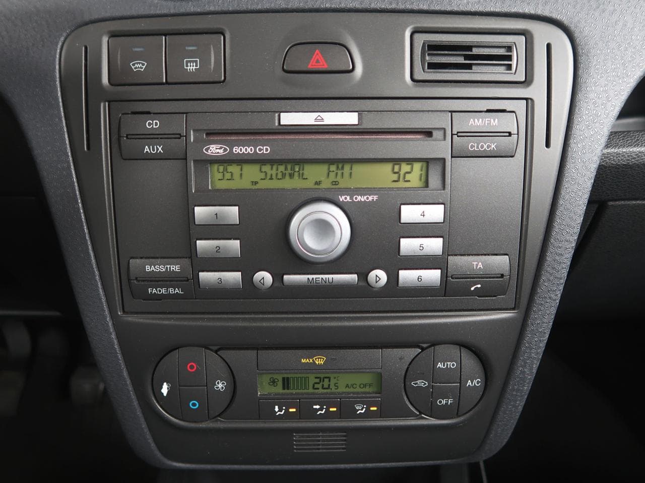 2005 Ford FUSION - 18