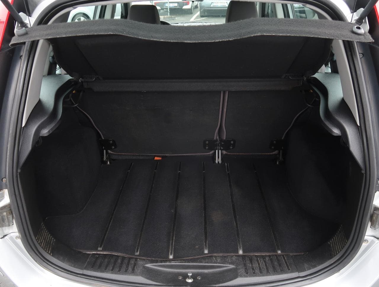 2010 Ford FUSION - 19