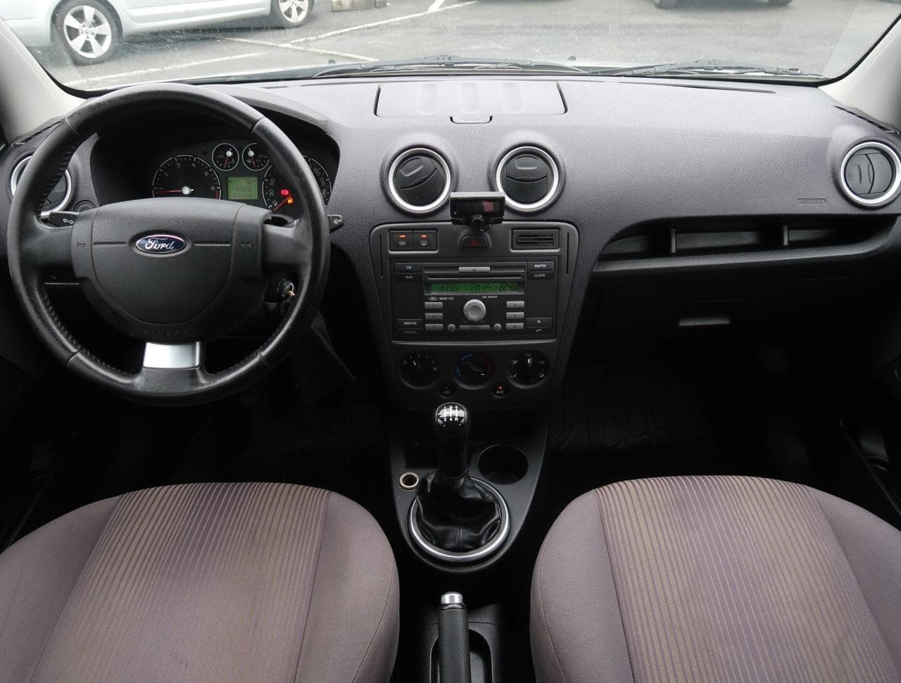 2010 Ford FUSION - 10