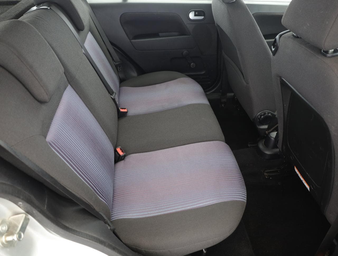 2006 Ford FUSION - 11