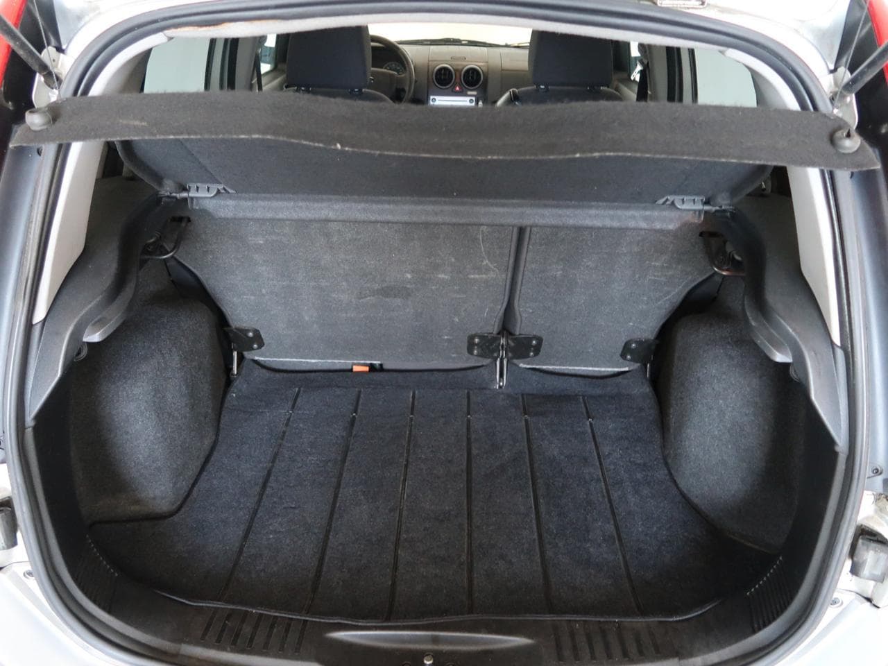 2005 Ford FUSION - 18