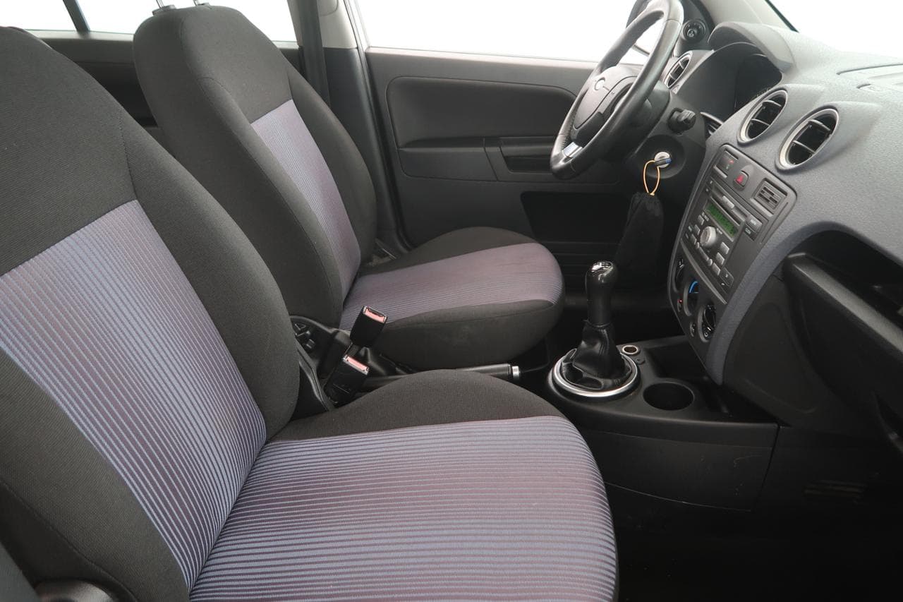 2010 Ford FUSION - 12