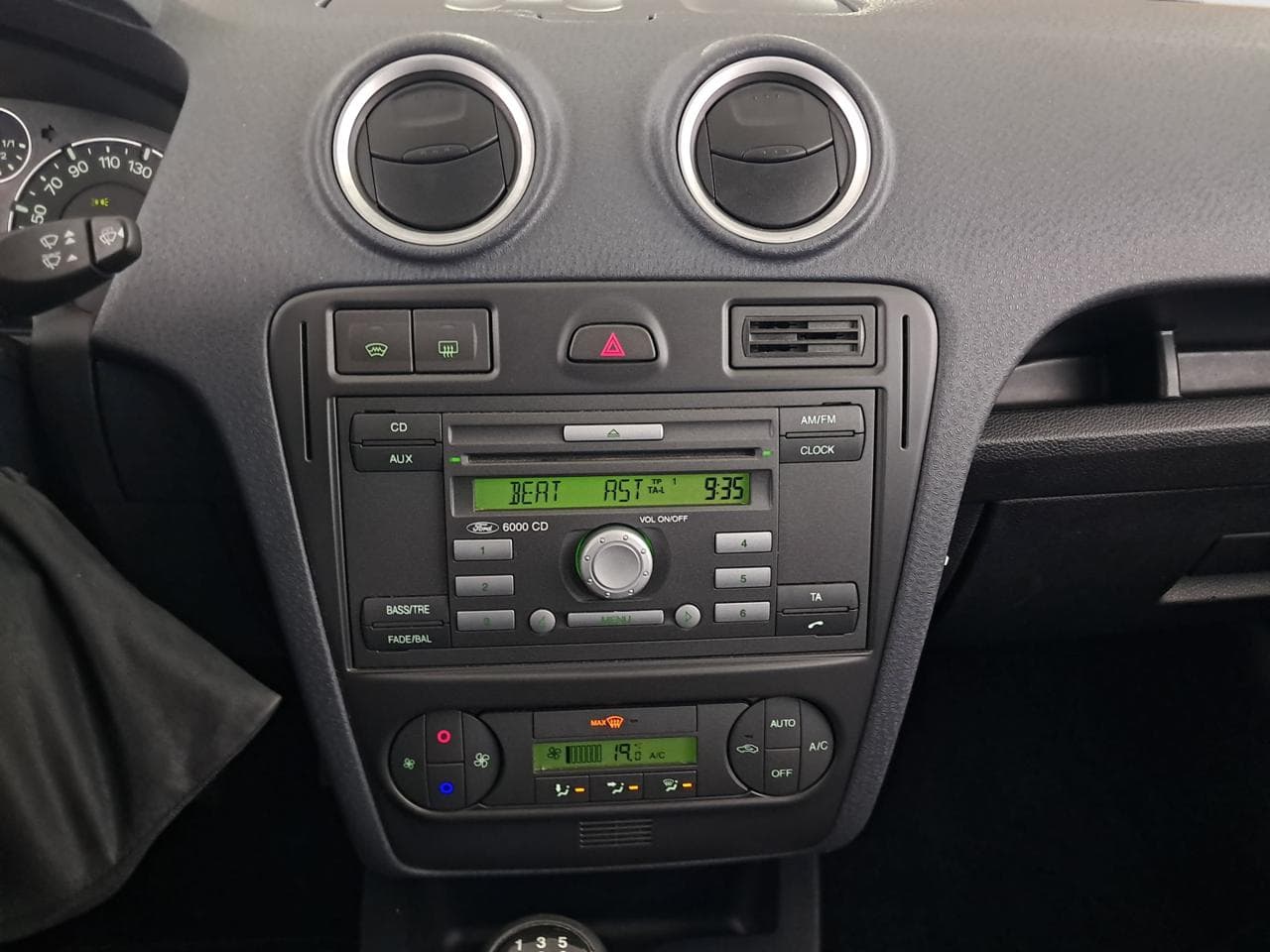 2008 Ford FUSION - 18