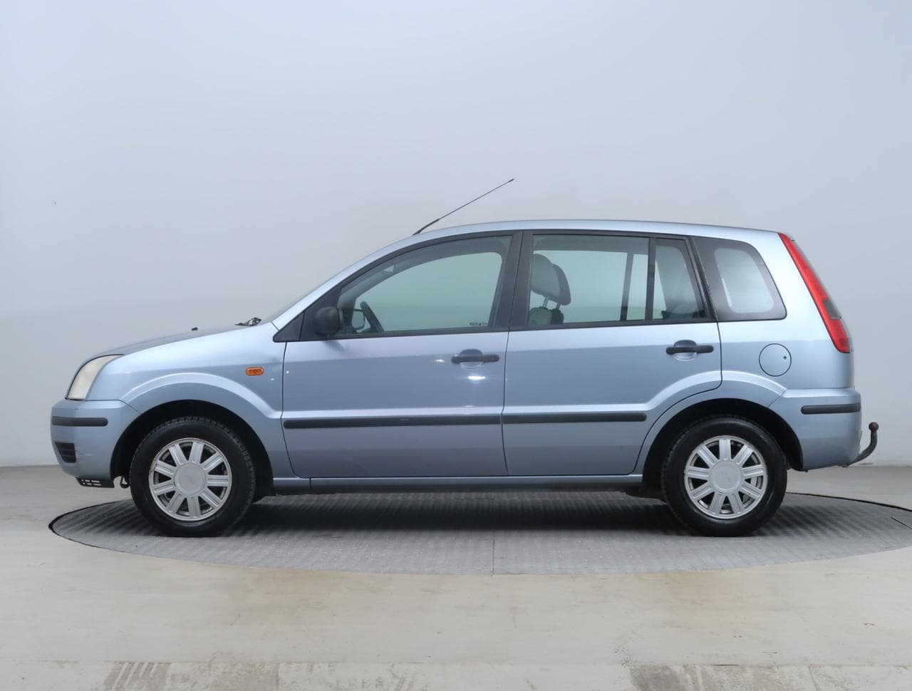 2005 Ford FUSION - 4