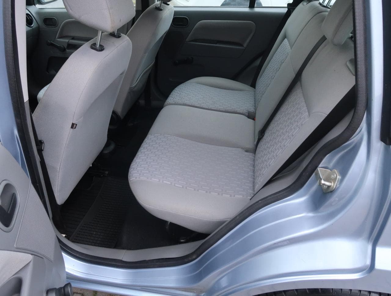 2005 Ford FUSION - 15
