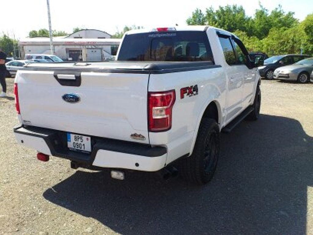 Ford F-150 - 6
