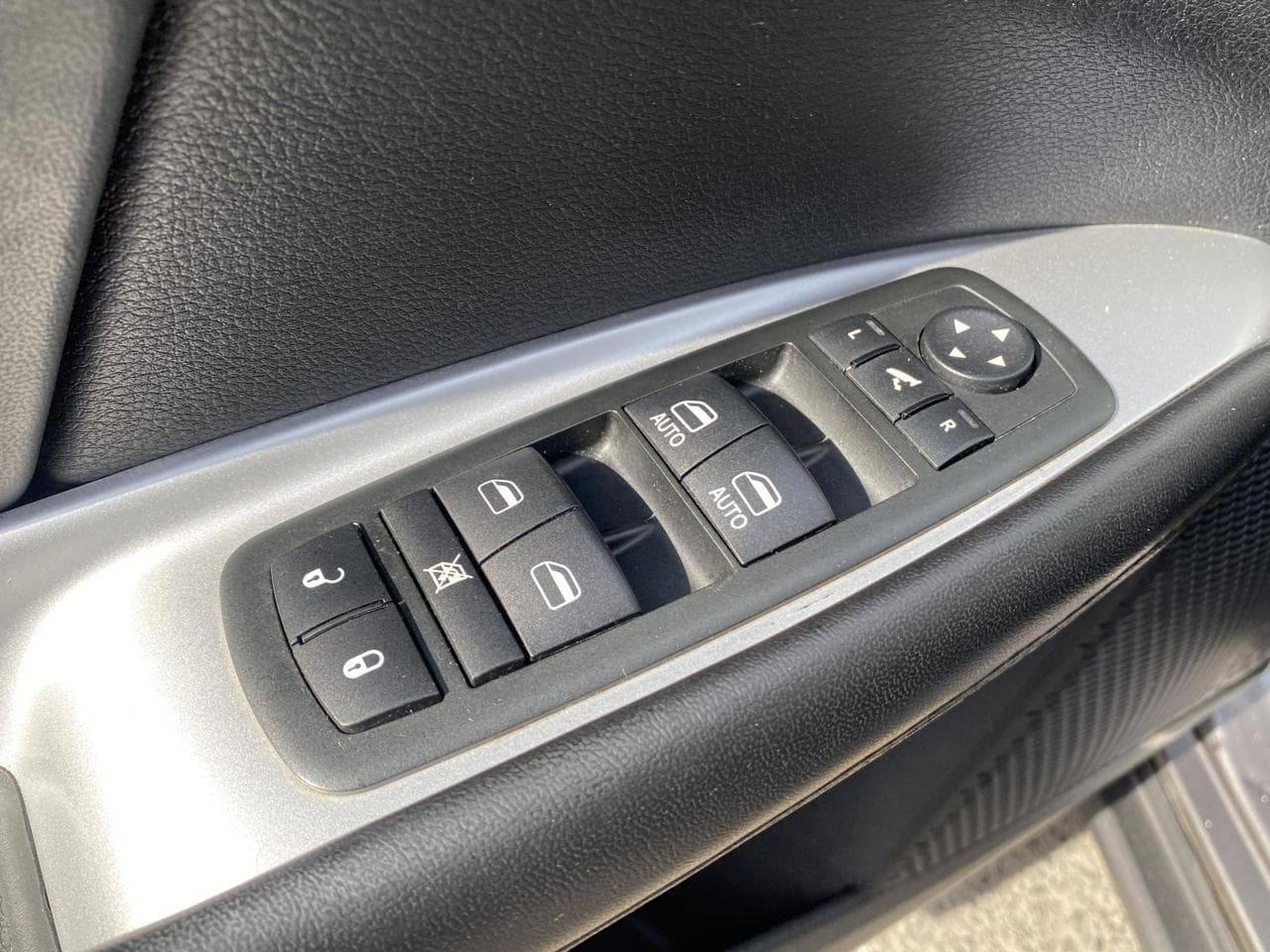 2012 Fiat Freemont - 13