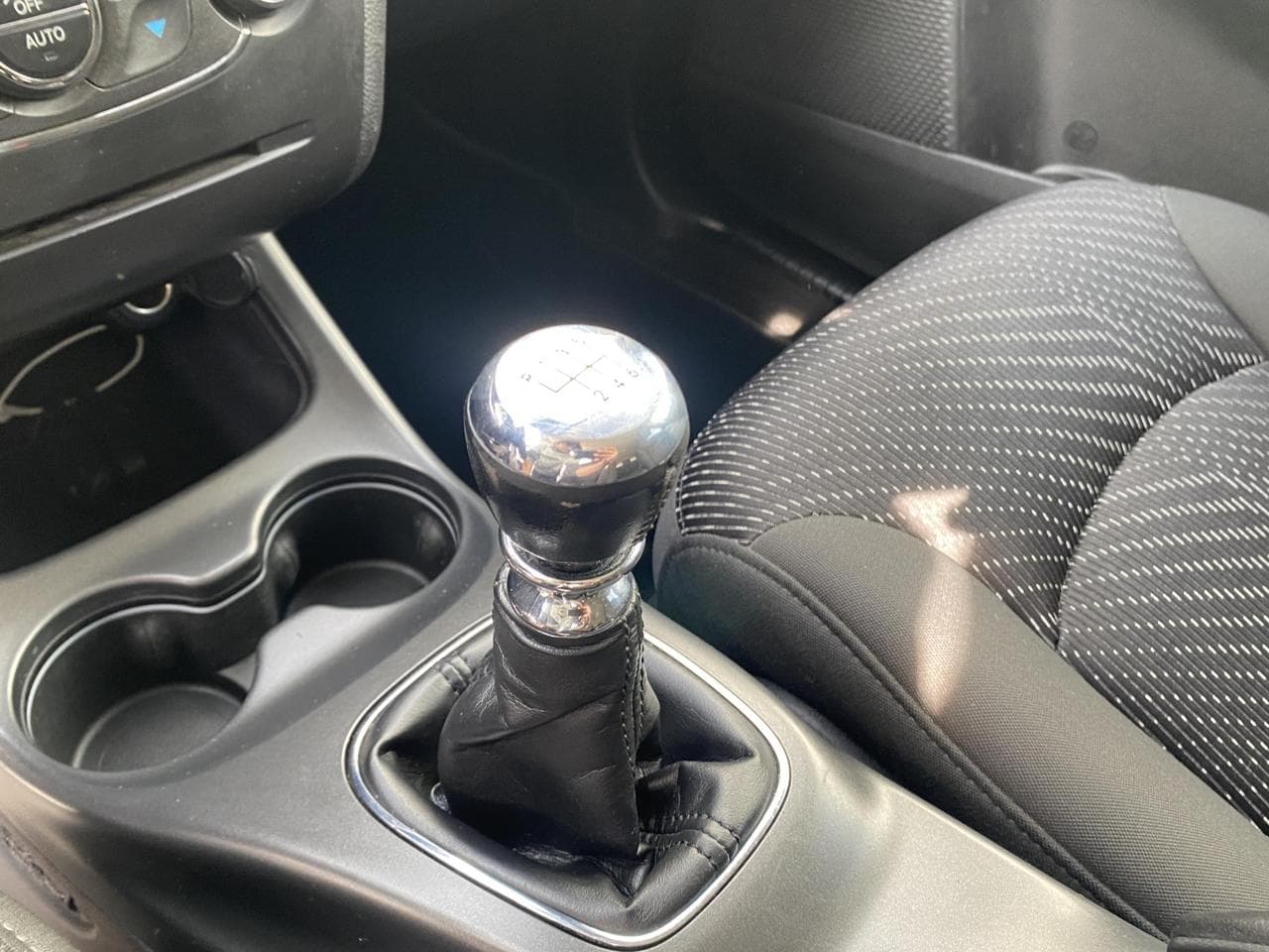 2012 Fiat Freemont - 16