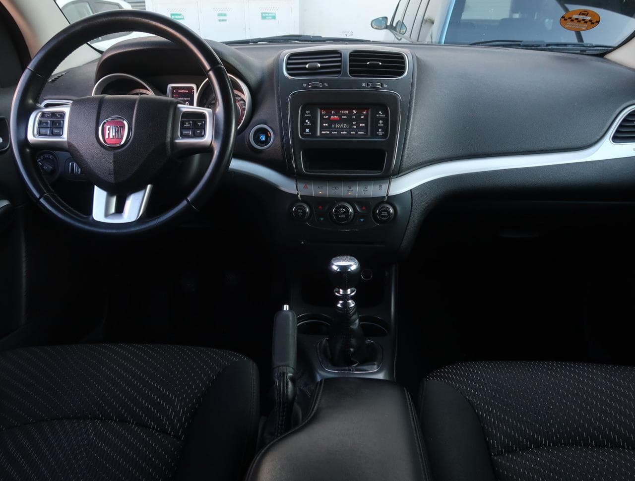 2012 Fiat Freemont - 10