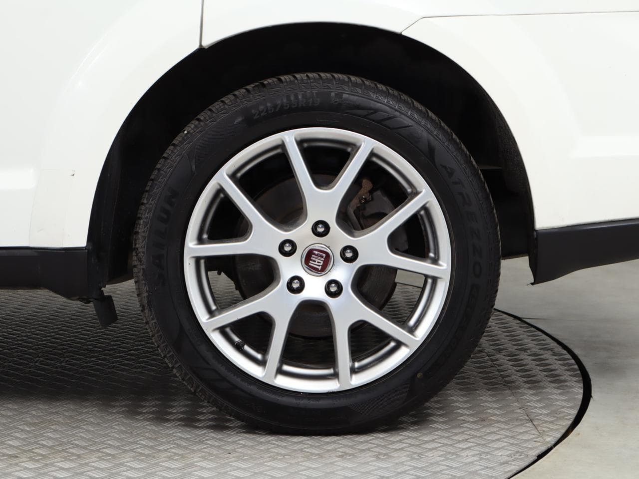 2015 Fiat Freemont - 19