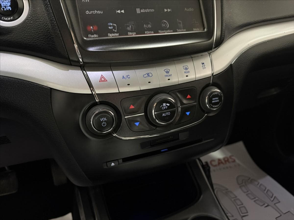 2014 Fiat Freemont - 17