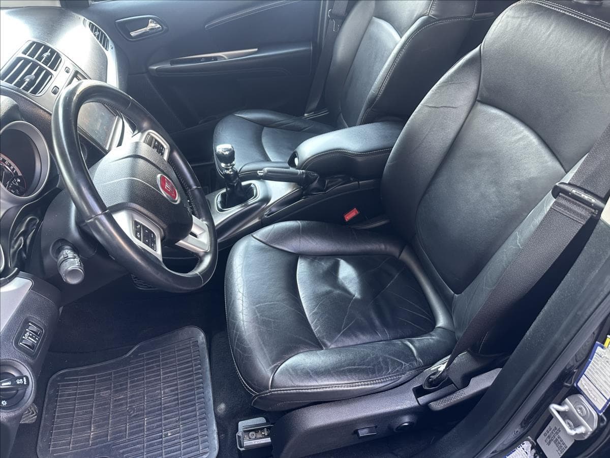 2015 Fiat Freemont - 25