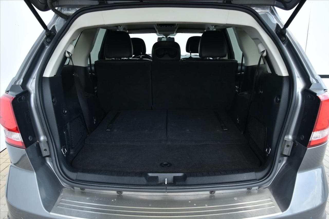 2012 Fiat FREEMONT - 13