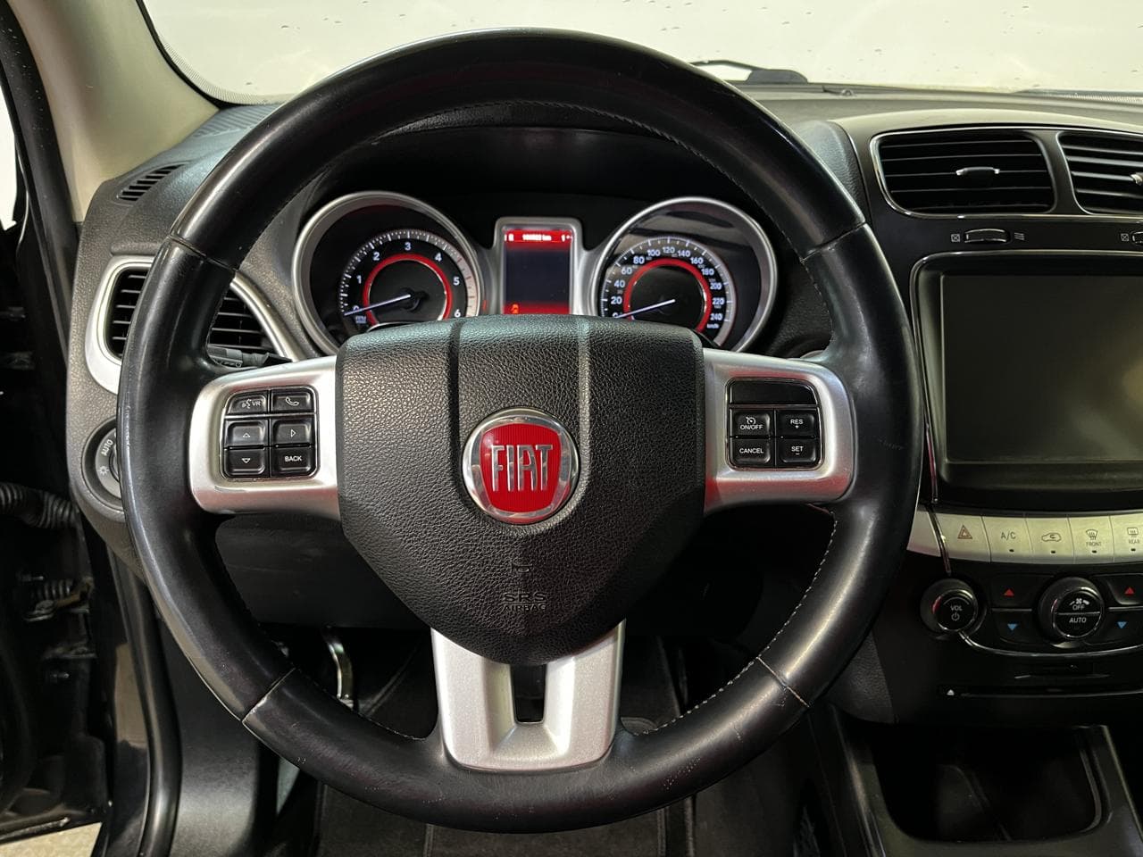 2014 Fiat FREEMONT - 27