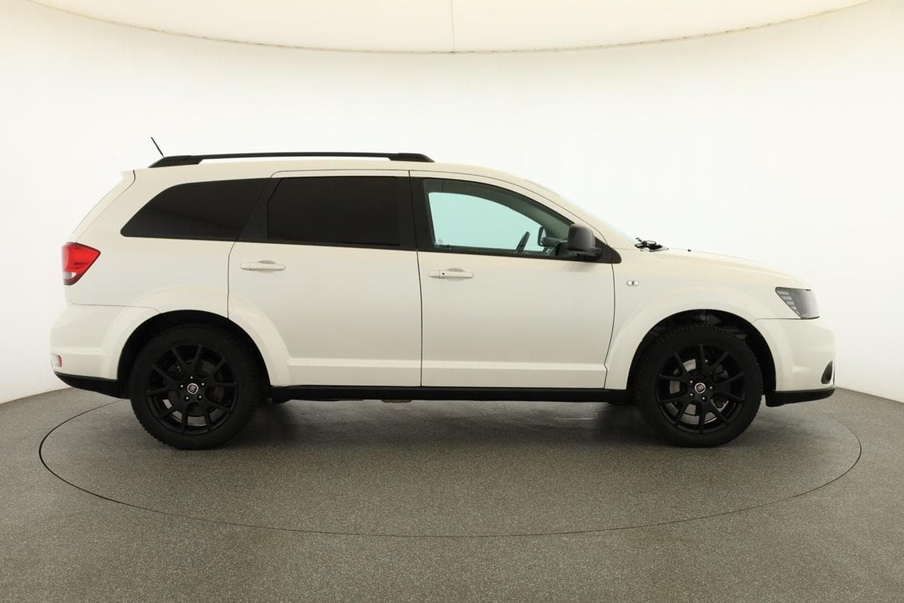 2016 Fiat FREEMONT - 8